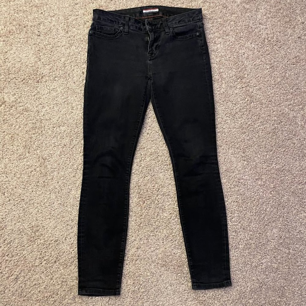 Tommy Hilfiger Skinny Jeans in Black  Size 4